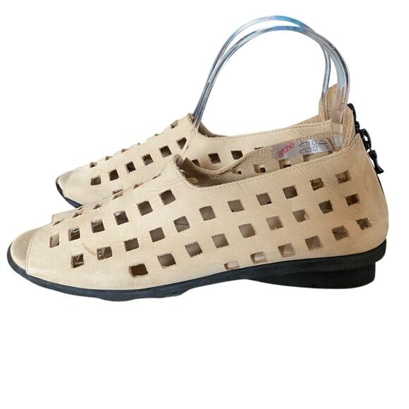 Arche Drick Natural Tan Leather Sandals size 38 size US 8 Perforations - Picture 5 of 13